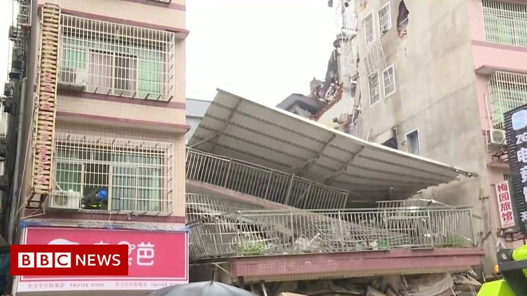 Five dead after Chinese building collapses