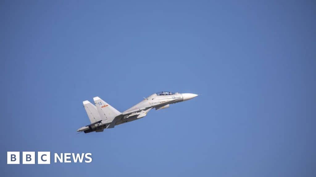 China sends 30 warplanes into Taiwan air defence zone