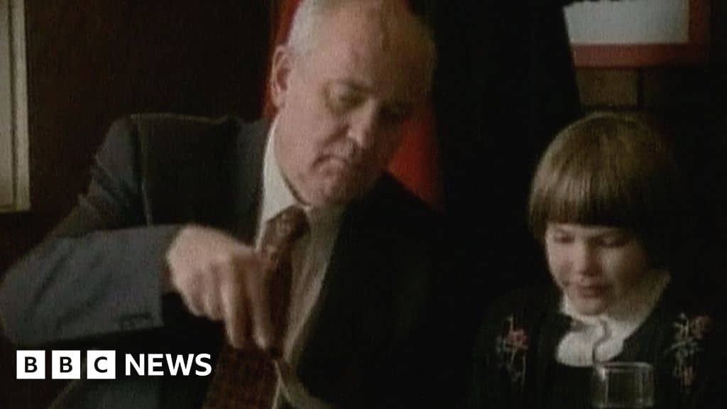 What a Pizza Hut ad says about Gorbachev – and Russia