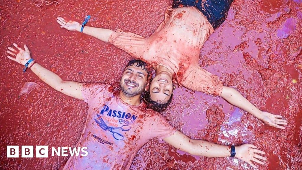 Spain’s Tomatina food fight returns after Covid hiatus