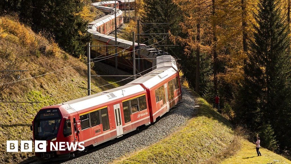 Switzerland sets record with world’s longest passenger train
